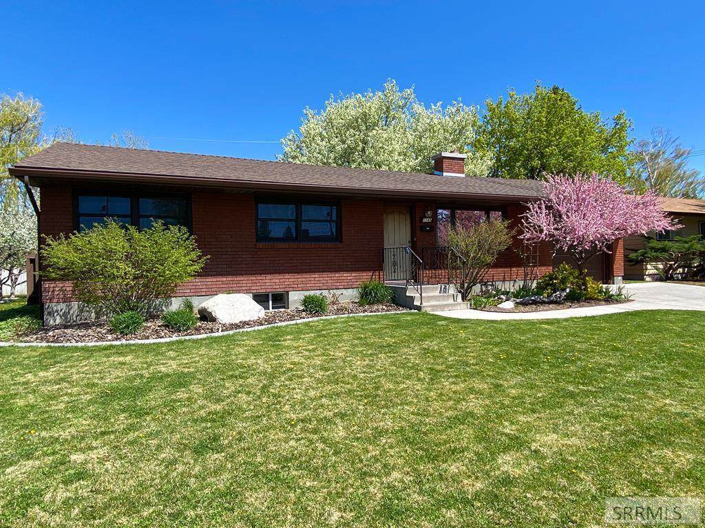 1145 Terry Drive - Photo 1