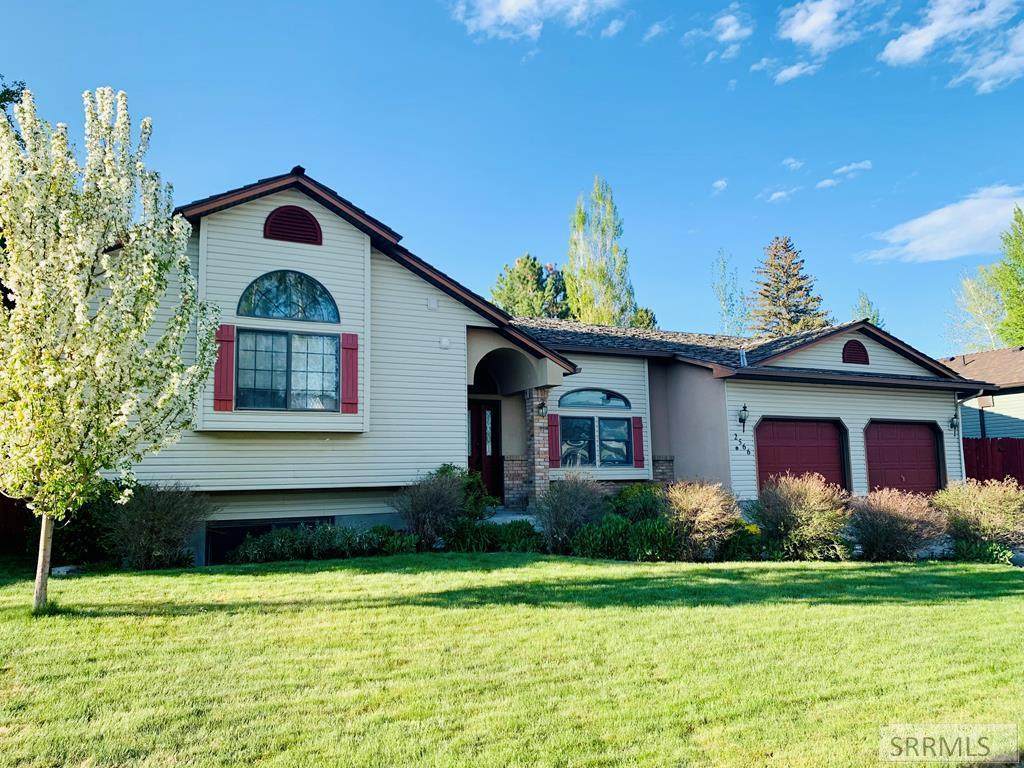 2566 Granite Way - Photo 1