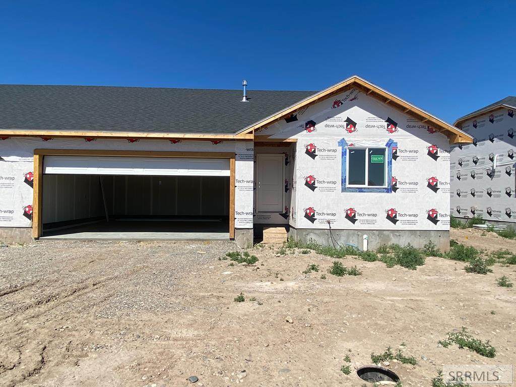 5787 Wildrose Ave - Photo 1