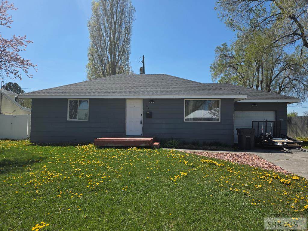 1430 Ponderosa Drive - Photo 1