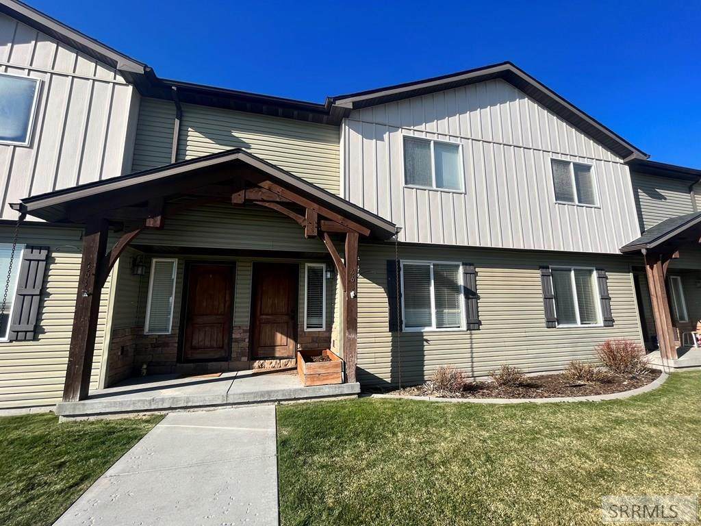 463 Countryside Avenue - Photo 1
