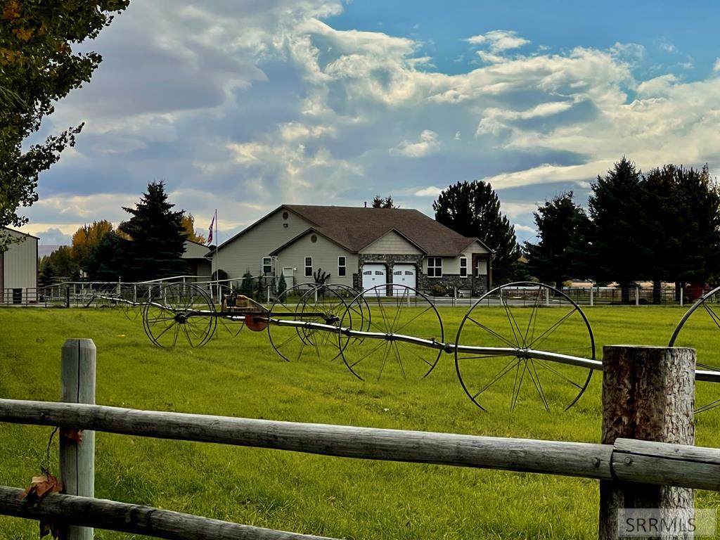 https://bt-photos.global.ssl.fastly.net/snakeriver/orig_boomver_3_2179503-2.jpg