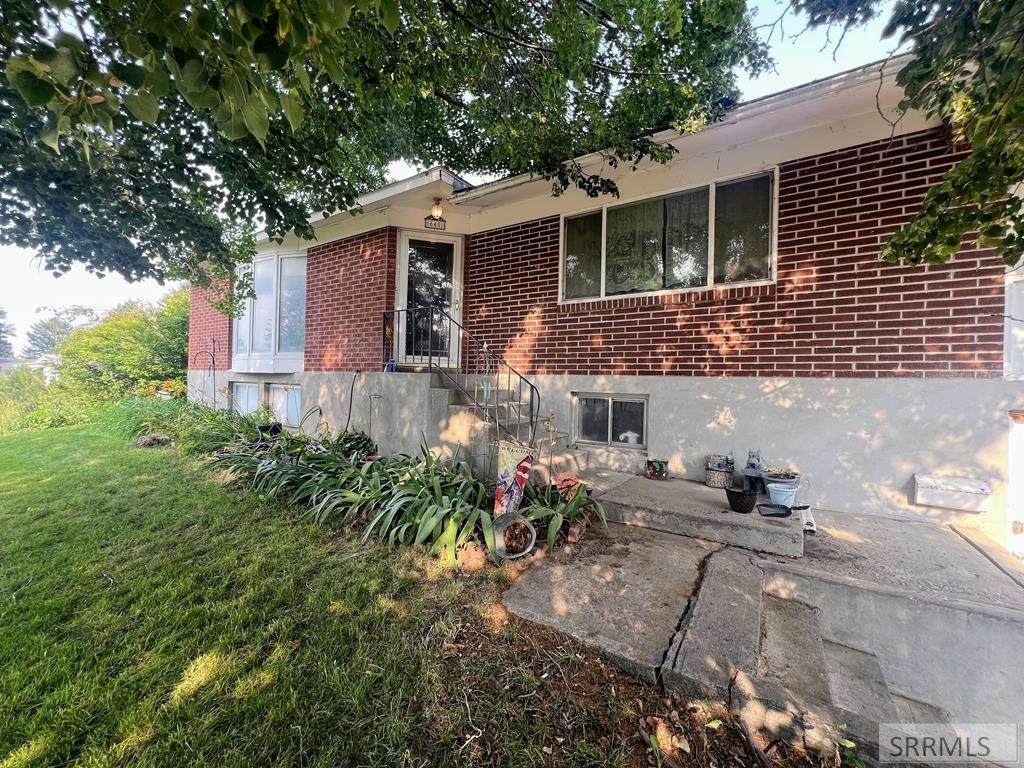 645 Bannock Avenue - Photo 1