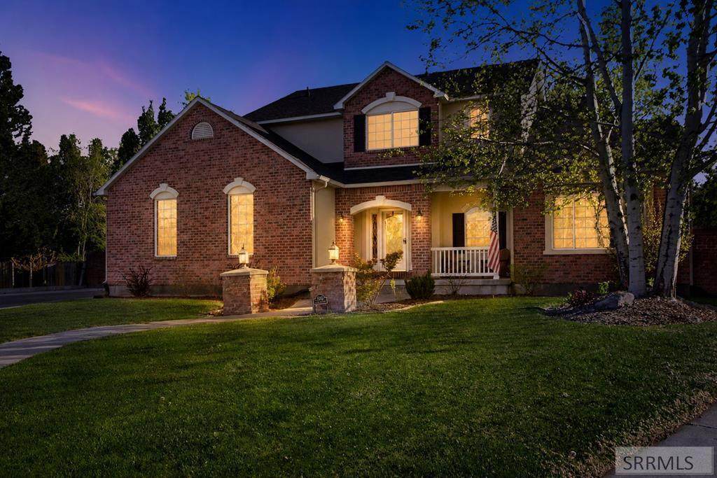3560 Charleston Circle - Photo 1