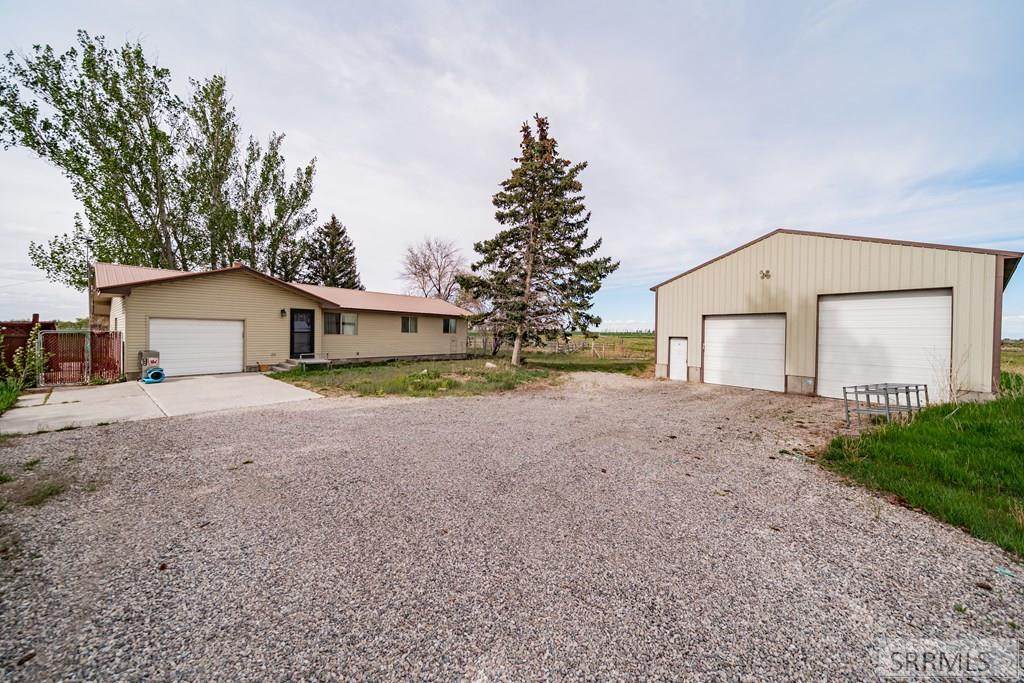 195 Bassett Road - Photo 1