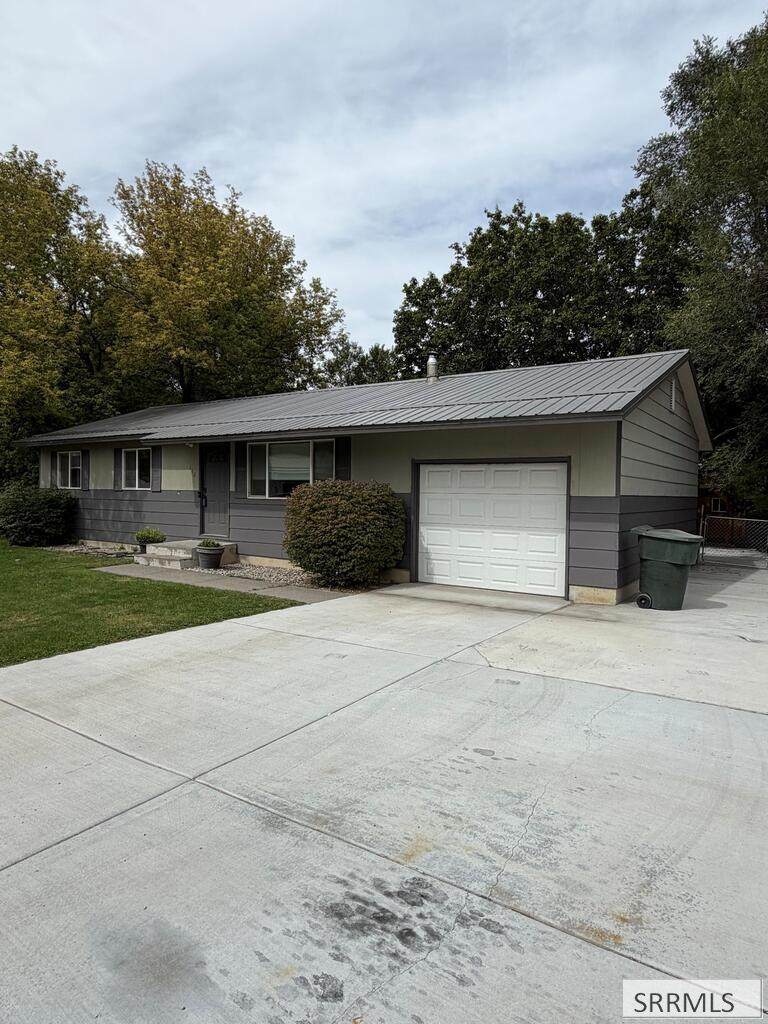360 Summer Street - Photo 1