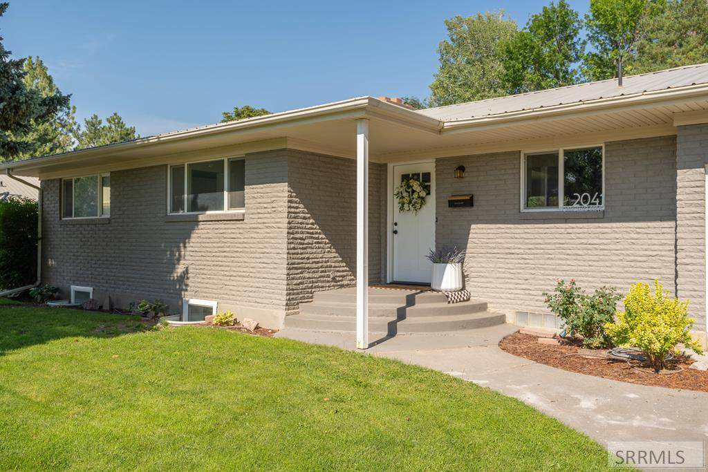 2041 Monticello Drive - Photo 1