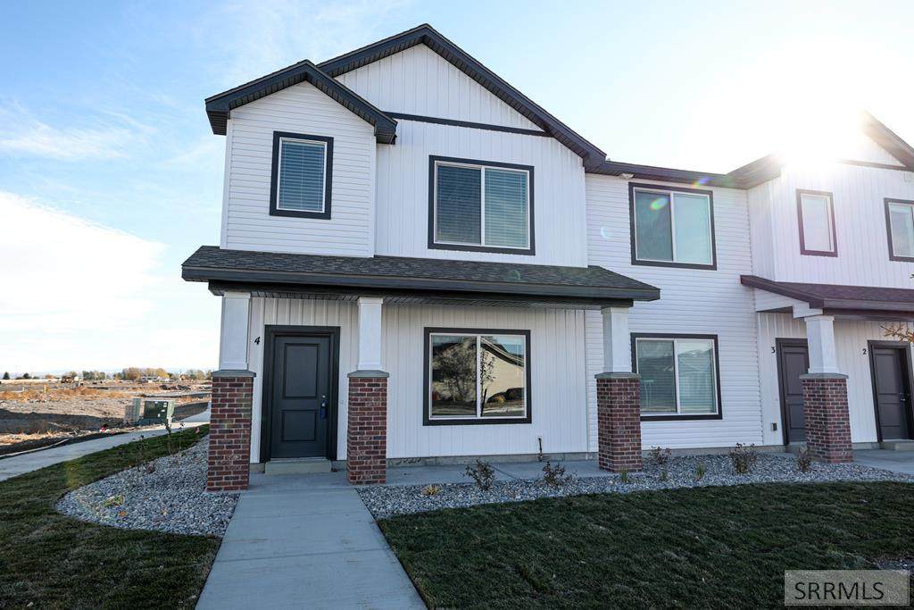 1027 Jaylee Drive - Photo 1