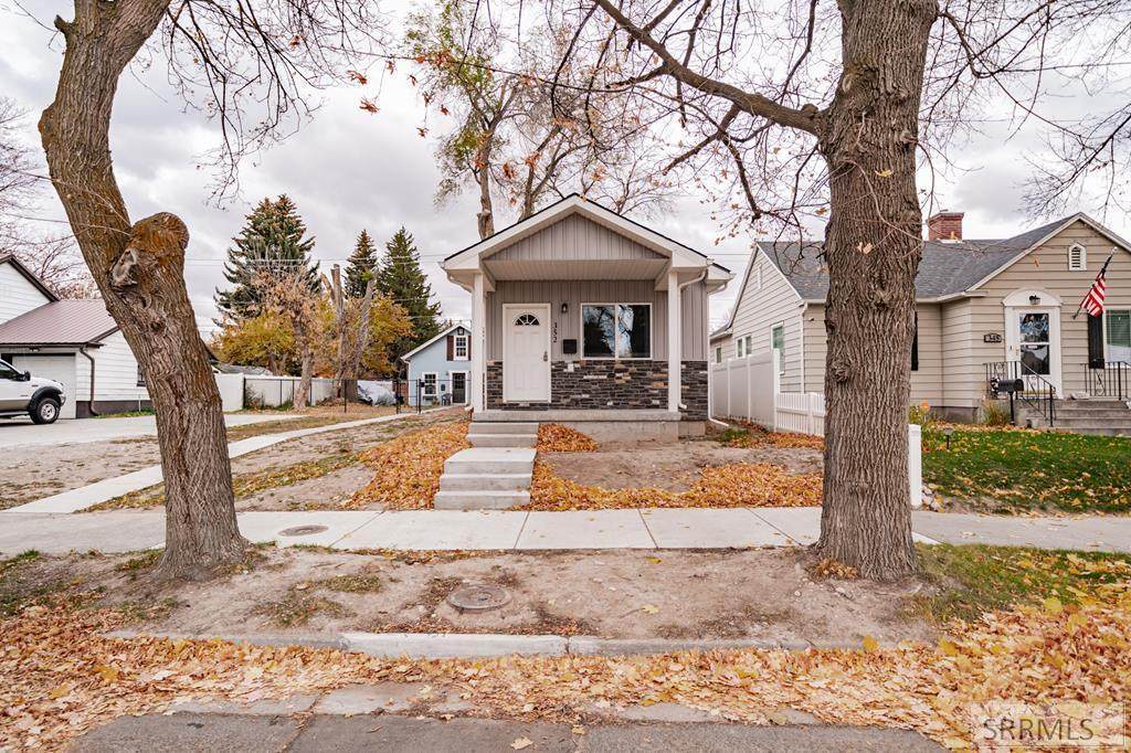 352 7th Street - Photo 1