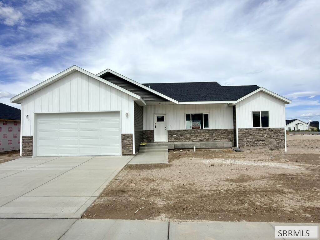 1160 Alpine Ave - Photo 1