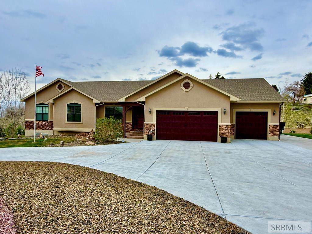 5465 Rio Seco Drive - Photo 1