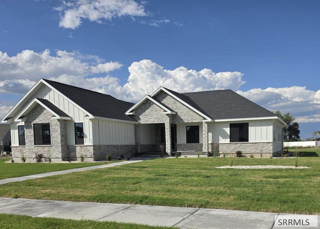 832 Oak Hill Way - Photo 1