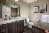 687 Hobart Boulevard - Photo 12