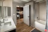 687 Hobart Boulevard - Photo 14