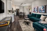 687 Hobart Boulevard - Photo 4