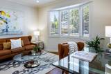 10 Versailles Street - Photo 8
