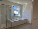 5240 Valerian Dr - Photo 5