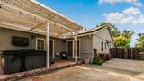 896 Lincoln Court - Photo 35