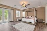 993 Hawthorne Creek Dr - Photo 17