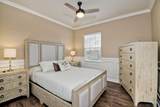 993 Hawthorne Creek Dr - Photo 37