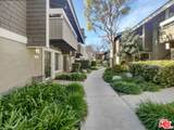 99 Streamwood - Photo 1