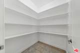 681 Norton Avenue - Photo 9