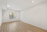 419 Chandler Avenue - Photo 6