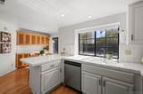 8 Saint Christophers Ln - Photo 17