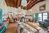 685 Kings Ave - Photo 8