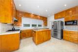942 Highland Avenue - Photo 9