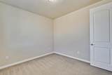 867 Maple Place - Photo 32