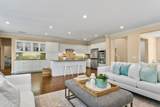 56 Marblehead - Photo 2