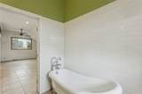 2711 Washington Street - Photo 15