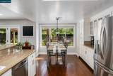 2060 Canyon Crest Ave - Photo 10