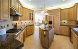 570 Jenny Place - Photo 11