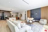 5730 Lasaine Avenue - Photo 14