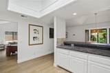 983 Oak Street - Photo 8