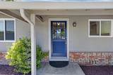 677 Wall St - Photo 2