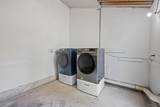 593 Parkview Dr - Photo 20
