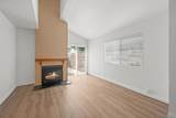 593 Parkview Dr - Photo 4