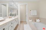 1370 Kelton Avenue - Photo 18