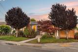 1616 140Th Ave - Photo 2