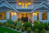 233 Elaine Way - Photo 4