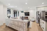 546 Oxford Avenue - Photo 13