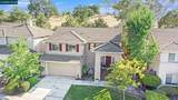 321 Oakwood Cir - Photo 1