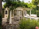 1402 Benton Way - Photo 35