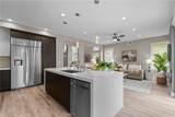 32 Mayfair - Photo 17