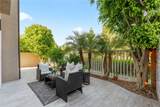 32 Mayfair - Photo 38