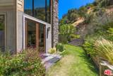 4099 Mandeville Canyon Rd - Photo 19