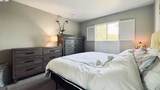 466 Crescent Street - Photo 15